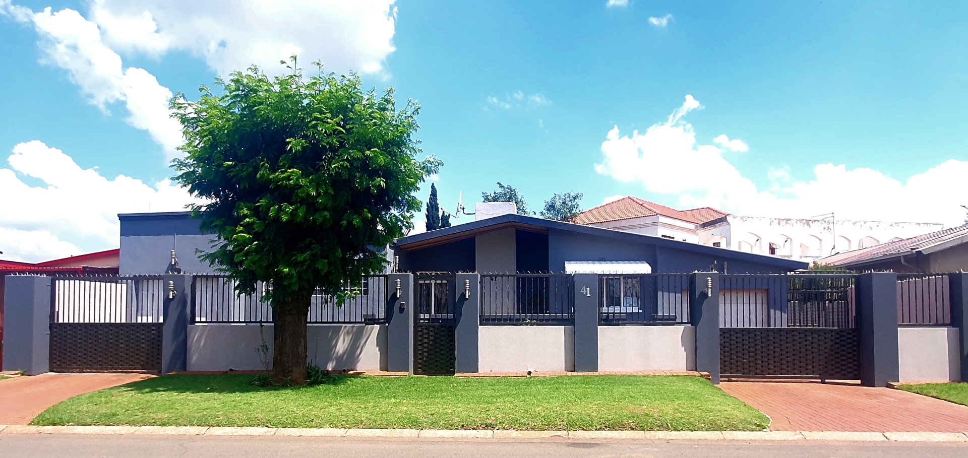 Mosquito Valley — 4 Bedroom Modern Home